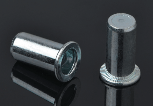 IRON MATERIAL ENCLOSED FLAT HEAD CYLINDRICAL SMOOTH BODY RIVET NUT